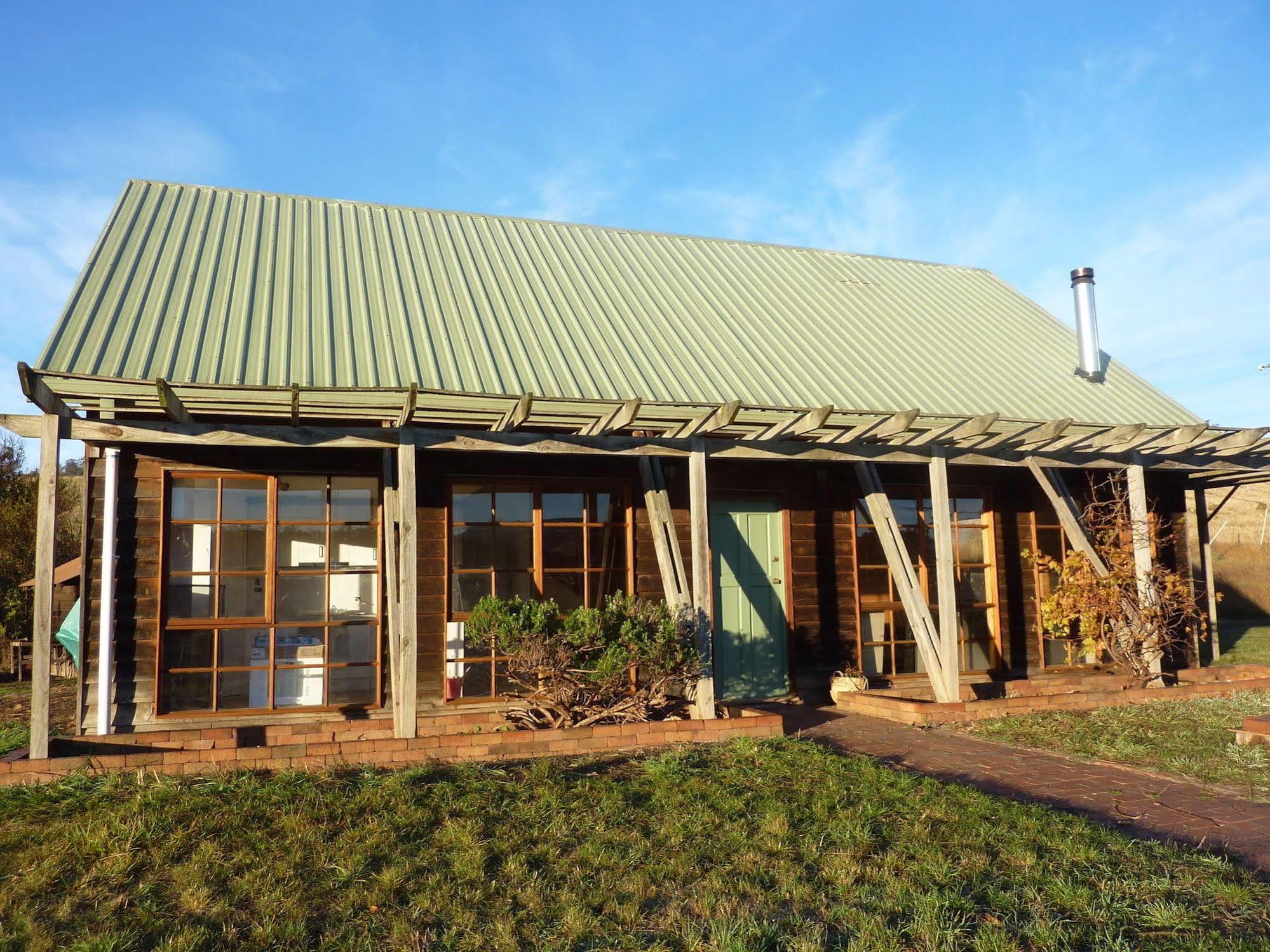 Charles Reuben Estate Guest House Hobart Exterior photo